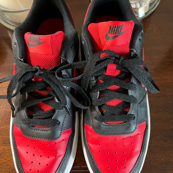 Boys Nike Court Borough Low 2’s Red and Black Sneakers - Picture 2 of 6